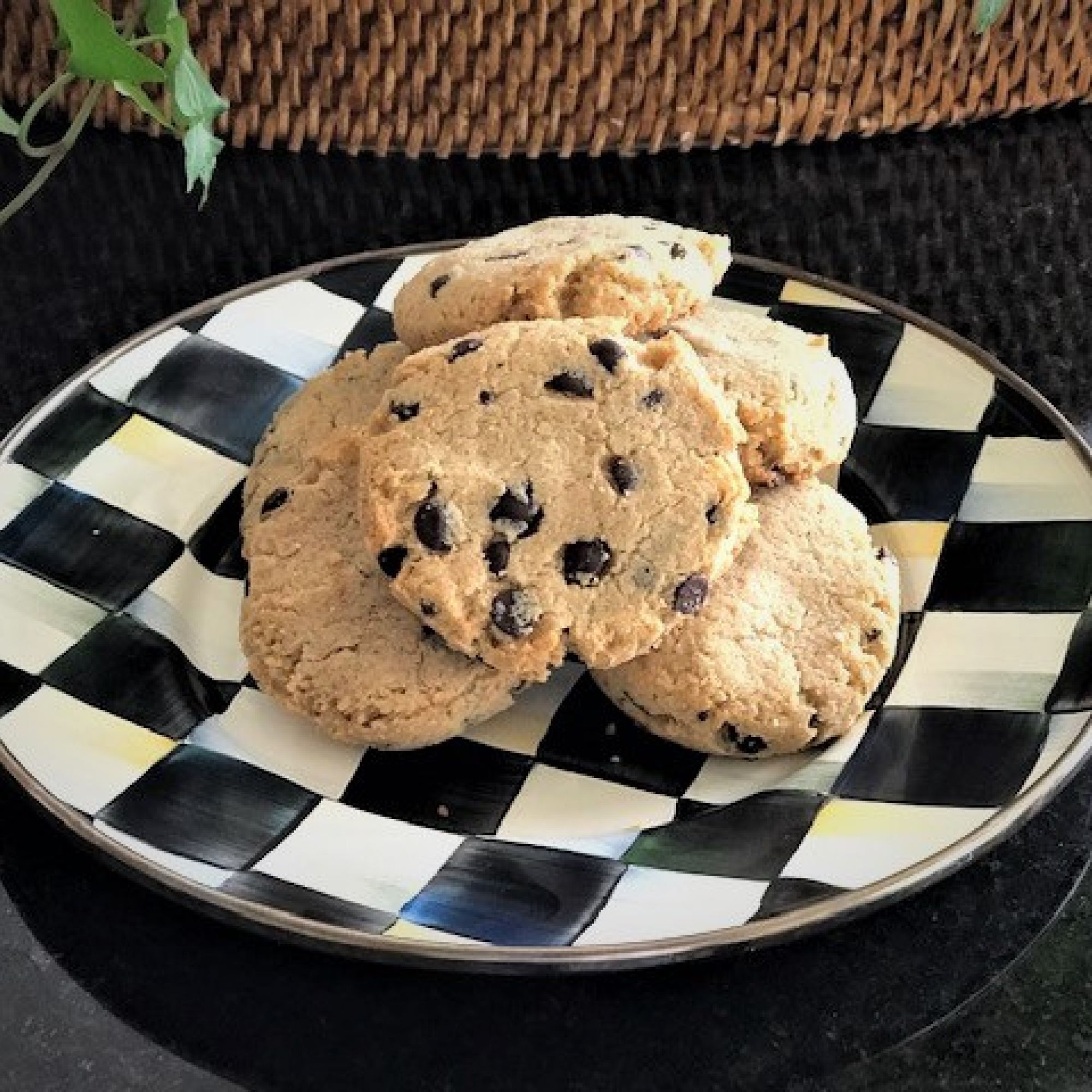 Keto chocolate chip cookie 2